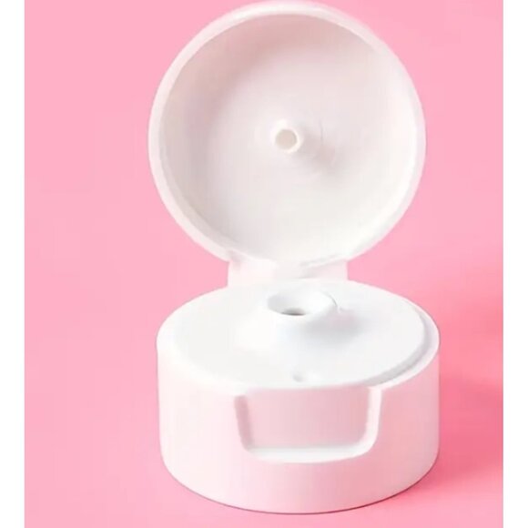 Hello Kitty Travel Bottles – 4pcs Refillable Squeeze Containers for Toiletries - Picture 4 of 5